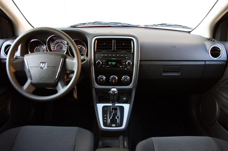  Dodge Caliber Heat 2011 года  (фото 21 из 29)